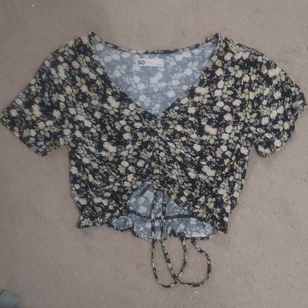 SO Women's Floral Blouse - Black and White